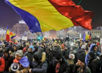 Haos în România: Protestatarilor li s-au alăturat și taximetriștii