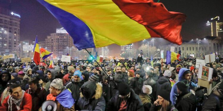 Haos în România: Protestatarilor li s-au alăturat și taximetriștii