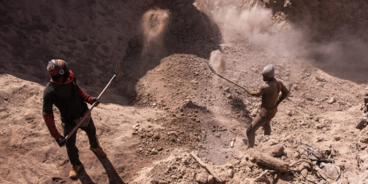 Peste 70 de morți într-o mină din Mali, unde minerii caută aur în condiții extrem de periculoase