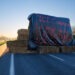 Fermierii din Franța blochează de patru zile o autostradă, au pus baraje pe o șosea și amenință cu proteste și mai mari