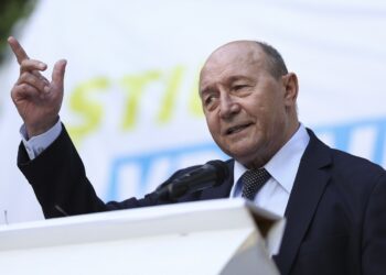 România: Traian Băsescu a fost internat la un spital cu o viroză gravă