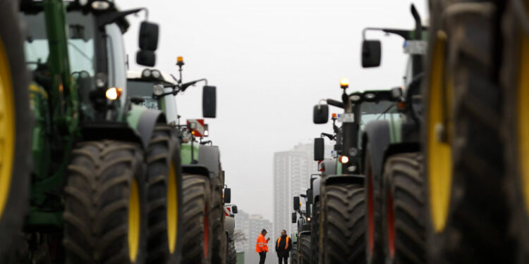 Furia fermierilor câștigă teren în toată Europa. „Am aprins o scânteie care a devenit o flacără”