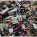 Cosmetică în cantități comerciale, depistată printre bagaje, fără a fi declarată: Un moldovean, prins la vamă