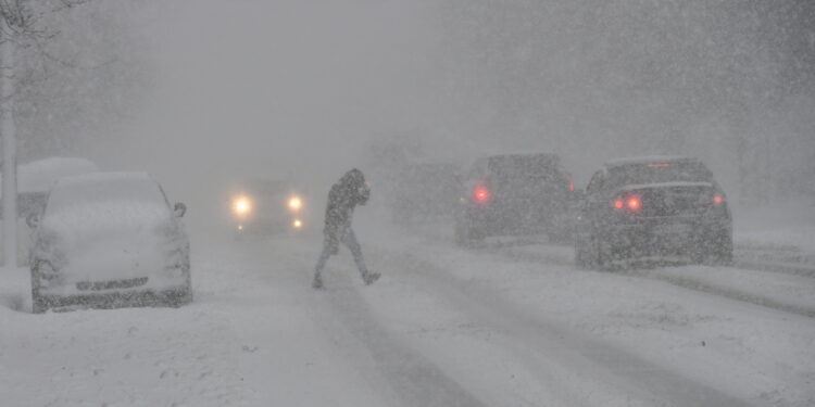 La Chișinău a fost activată Celula de criză, în contextul codului portocaliu de viscol și ghețuș: „Serviciile municipale – pregătite să intervină”