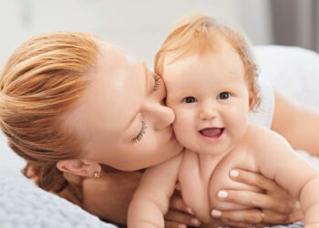 De astăzi se aplică noile modificări în stabilirea indemnizațiilor pentru copii. Detalii