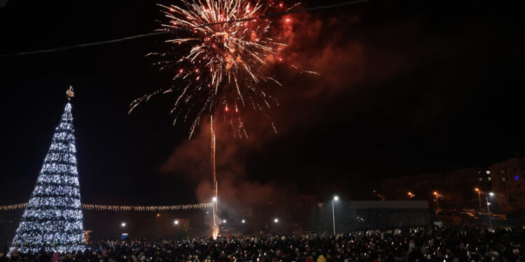 Легендарная группа Arabesque произвела фурор в Тараклии: в городе прошел новогодний концерт, организованный командой Илана Шора