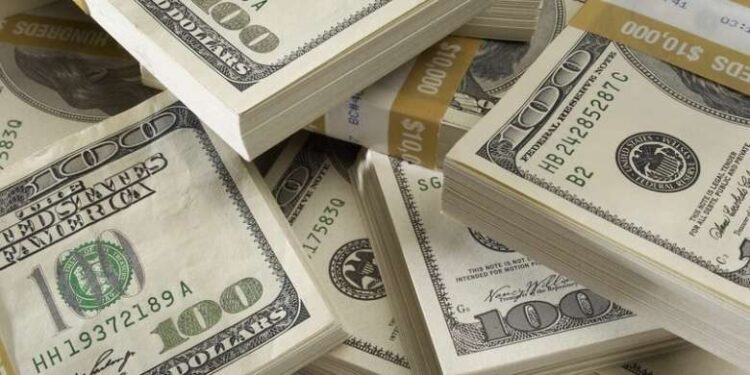 Первый триллионер появится до 2034 года. При этом 60% населения планеты стали только беднее. Это сохранится на 229 лет