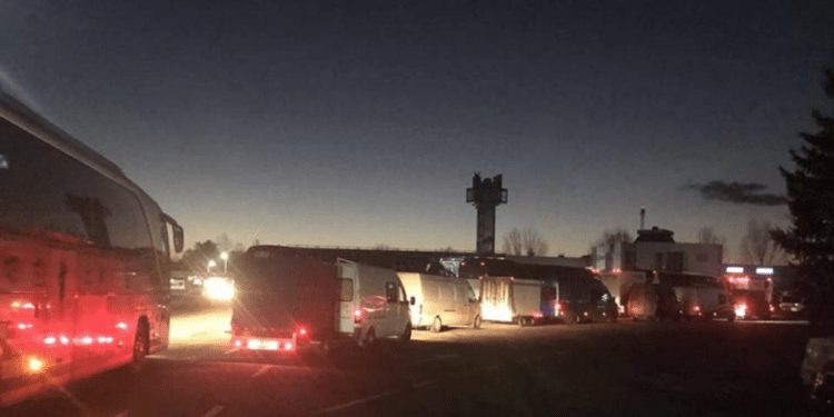 Молдаване возвращаются с каникул? За 24 часа границу пересекли около 60 тыс. человек, в основном в направлении въезда