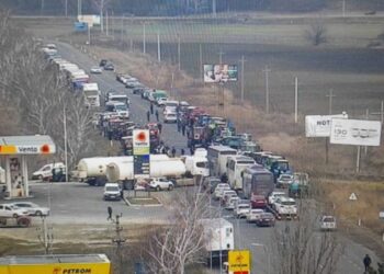 Протесты фермеров продолжаются: Движение будет затруднено на некоторых трассах страны