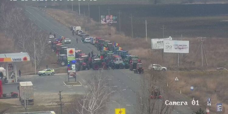 Фермеры в пятницу заблокировали КПП Леушены-Албица