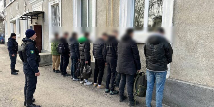 Выстрелы на границе Молдовы и Украины. Пограничники задержали 8 иностранцев, незаконно попавших в РМ
