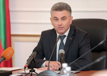 Vadim Krasnoselski convoacă congresul „deputaților de toate nivelurile” din cauza „presiunii” malului drept al Nistrului