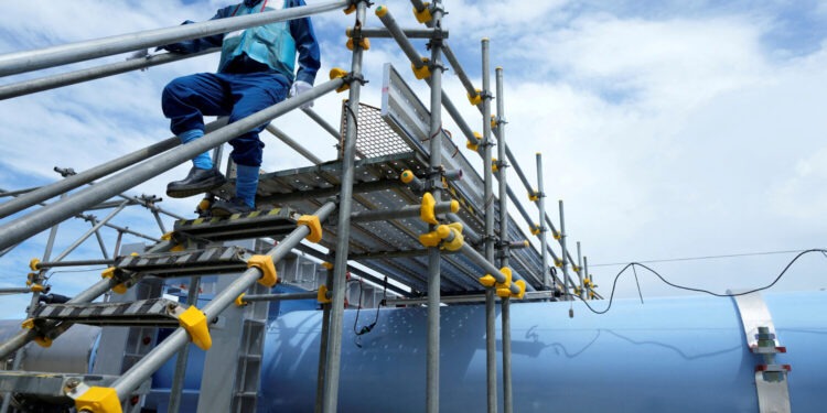 Утечка на АЭС «Фукусима-1»: концентрация радиоактивных веществ в воде превышена в 14 млн раз