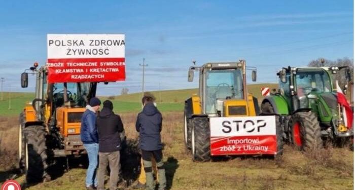 Польские фермеры будут блокировать еще два пункта пропуска с Украиной