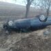A pierdut controlul asupra volanului, la Grigoriopol: O șoferița a intrat cu mașina într-un copac, apoi s-a răsturnat
