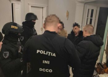 Gestiona o fabrică clandestină de țigări, în Belgia. Un moldovean ar fi cauzat prejudicii de peste 3.000.000 euro