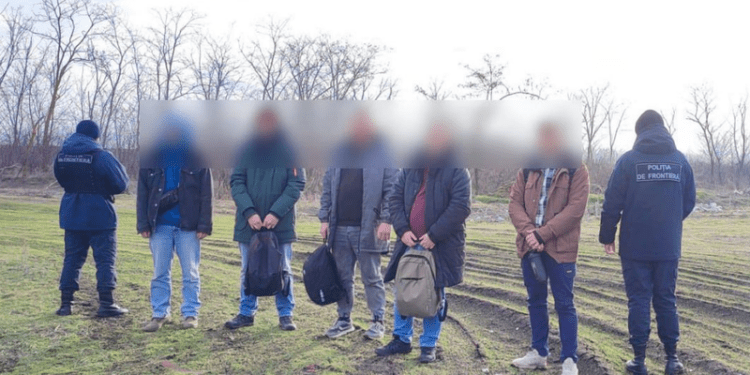 Cinci ucraineni, prinși la scurt timp după ce au trecut ilegal în Republica Moldova