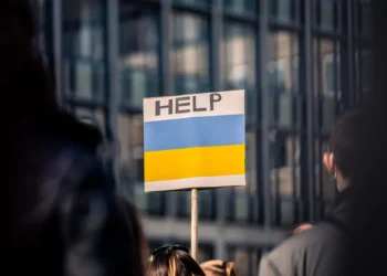 Спустя два года войны в победу Украины верят лишь 10% европейцев, в победу России — в два раза больше
