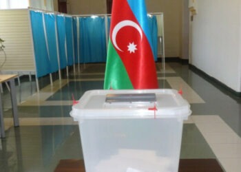 В Азербайджане проходят очередные внеочередные выборы