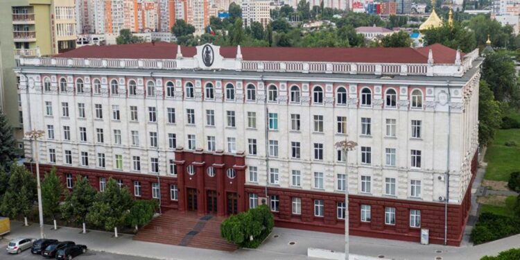 Strigăt de alarmă al membrilor Academiei de Științe, nemulțumiți că sediul instituției ar putea fi împărțit cu Procuratura Anticorupție: „A pune mâna pe acest sediu înseamnă a ne răpi din istorie”