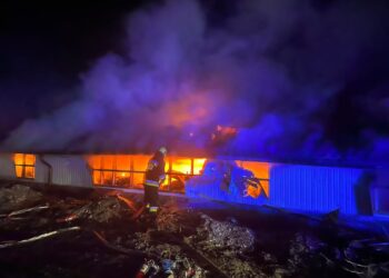 Incendiu în raionul Hîncești: Depozitul unui Centru Creștin a fost mistuit de flăcări