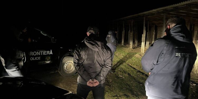 Prins în flagrant: Încă un moldovean, cercetat penal pentru organizarea migrației ilegale