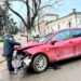 Accident grav în capitală! Două mașini s-au ciocnit violent