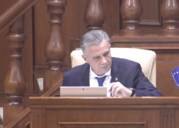 Deputatul Vadim Fotescu a cerut în Parlament înlesniri pentru micii antreprenori: „Autoritățile îi lipsesc de unica posibilitate să-și câștige de pâine”