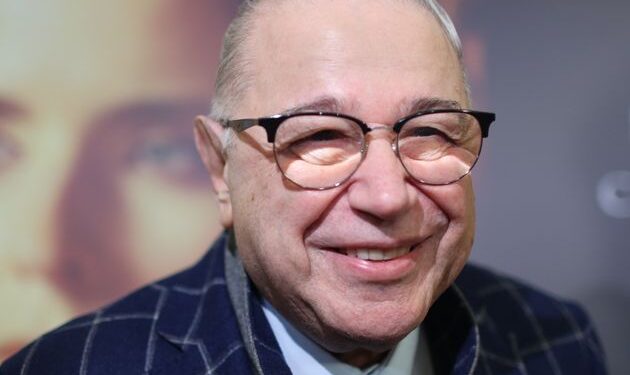 78-летний Евгений Петросян стал отцом в третий раз