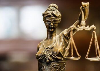 Реформа юстиции: реформировали, реформировали, да не выреформировали