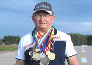 Умер вице-президент ЛУКОЙЛа и чемпион по авиамодельному спорту Робертус