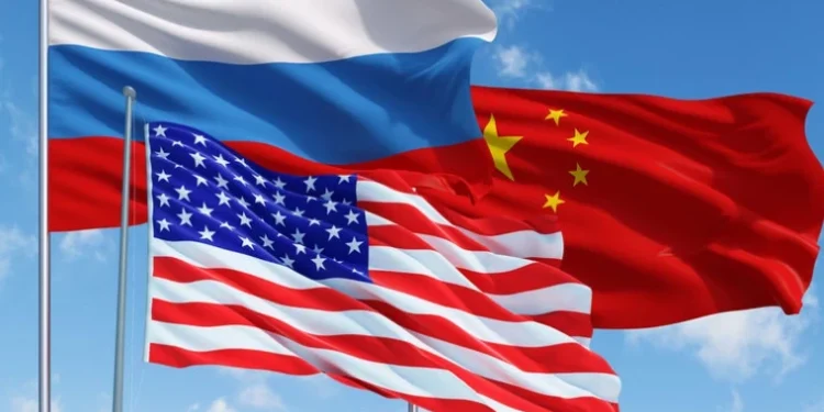 США готовы к переговорам с Россией и Китаем по контролю над ядерным вооружением