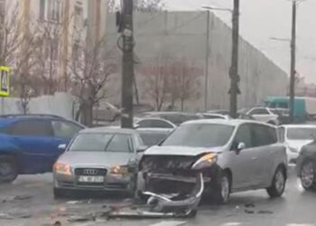 Trei automobile au fost avariate, după un accident din centrul capitalei
