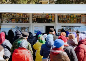Două magazine sociale mobile s-au deschis în satele Colibabovca și Cneazevca din Leova. Pavel Verejanu: Pe tot teritoriul țării au fost deschise peste 100 de magazine sociale | VIDEO