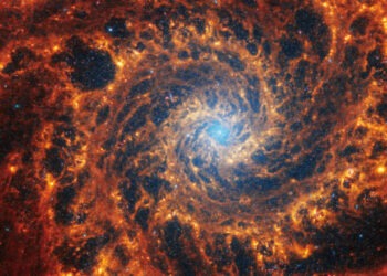 „Hai, noroc!”. NASA: S-a găsit alcool în spațiu