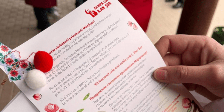 Primăvara este întâmpinată cu bucurie în Bălți, orașul și raionul Orhei: echipa lui Ilan Șor dăruiește mărțișoare și zâmbete trecătorilor