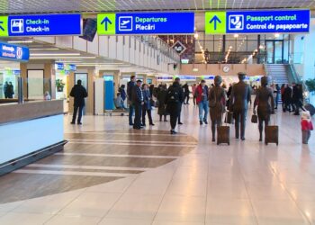 SONDAJ IMAS: Licitația de la aeroport este trucată și va avea „un rezultat influențat sau controlat de actuala putere politică”, consideră 55% dintre respondenți