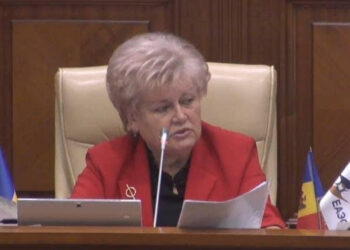 Fără majorarea pensiilor și fără discuții despre problemele din domeniul sănătății: PAS a ignorat inițiativele importante ale deputatei Reghina Apostolova în cadrul ședințe parlamentare