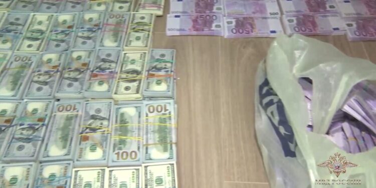 Мужчину из Молдовы подозревают в ограблении банка в Санкт-Петербурге