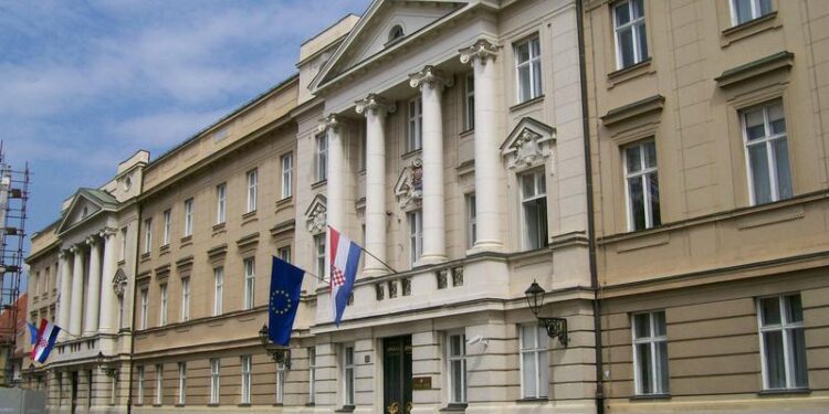 Deputaţii din Croația au decis dizolvarea parlamentului, iar alegerile vor avea loc anticipat