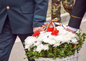 „A fost greu”. Veteranii conflictului armat de la Nistru, împreună cu reprezentanţii conducerii, au onorat memoria victimelor tragicelor evenimente, la Orhei | VIDEO