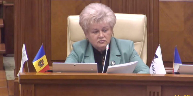 Fracțiunea partidului „ȘOR” a cerut ca Parlamentul să audieze rapoartele OSCE și Consiliului Europei privind mass-media din Moldova, însă deputații PAS nu au susținut această propunere