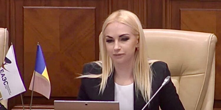 Марина Таубер потребовала от властей представить официальную позицию по поводу скандальных заявлений премьер-министра Румынии Марчела Чолаку