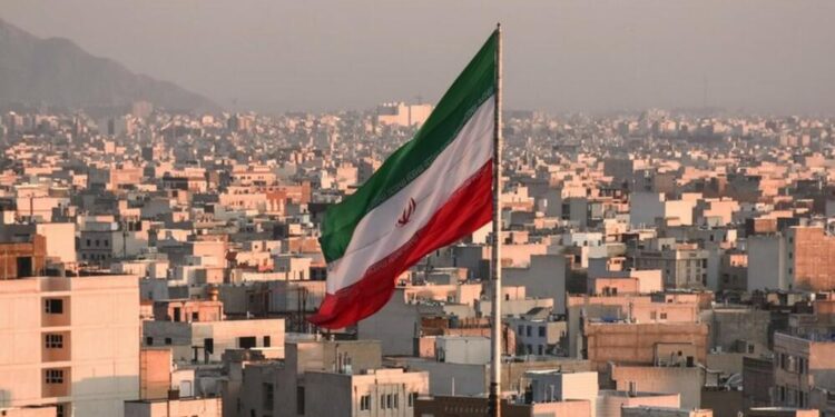 Израиль нанес удар по территории Ирана беспилотниками. В ЦАХАЛ пока отказались от комментариев