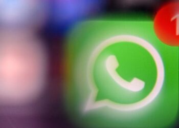 В работе WhatsApp произошел глобальный сбой