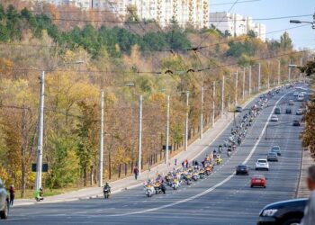 Circulația rutieră, sistată parțial astăzi pe unele străzi din capitală din cauza paradei motocicletelor