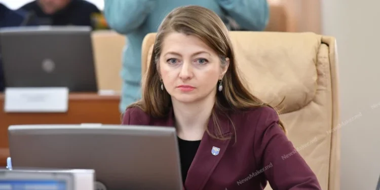 „Nu cred că sunt motive palpabile care să demonstreze că ar fi lipsit de integritate, de etică”: Ministra Justiției, despre scandalul cu Herman von Hebel