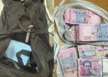 Peste jumătate de milion de hrivne, ascunse printre haine: Un șofer din Moldova a încercat să intre în țară cu banii nedeclarați