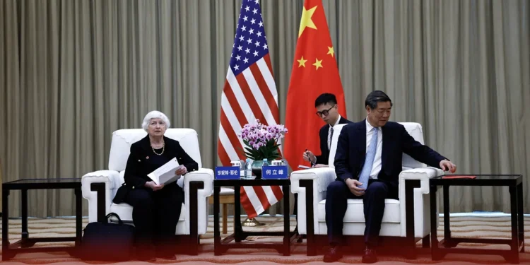 Минфин США пригрозил Китаю «серьезными последствиями» за помощь России