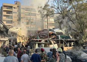 Israelul a bombardat consulatul iranian din Damasc și a ucis un comandant militar de rang înalt